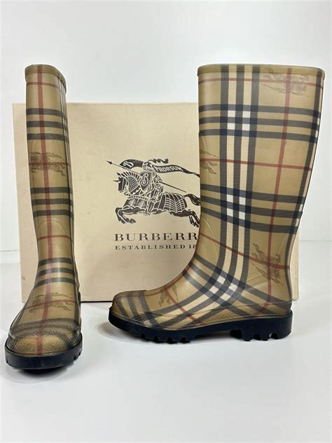 does burberry rain boots run small|burberry haymarket rain boots.